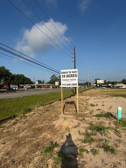 Primary Photo Of 1201 E 1st St, Humble Land For Lease