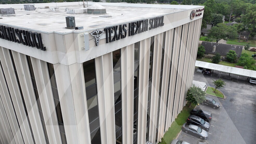 More Photos Of 11511 Katy Fwy, Houston Office For Lease