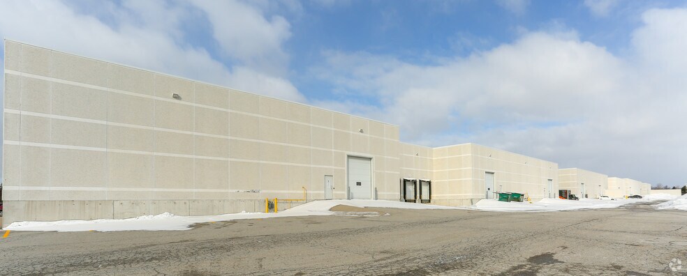 More Photos Of 280 Hillmount Rd, Markham Warehouse For Lease