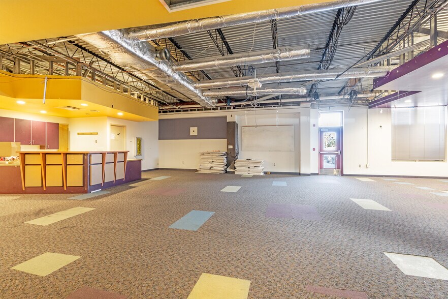 More Photos Of 1625 Paseo de Peralta, Santa Fe Hotel For Sale