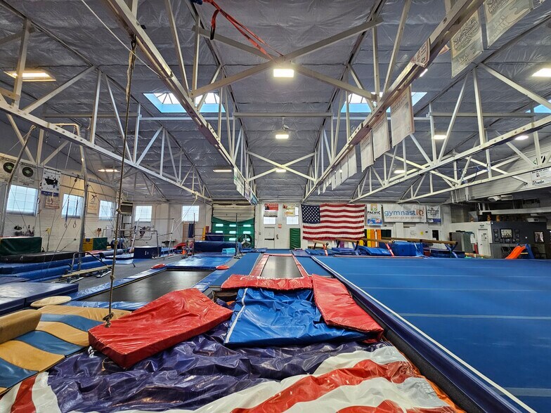 More Photos Of 815 N 1st Ave, Great Falls Auto Dealership For Lease