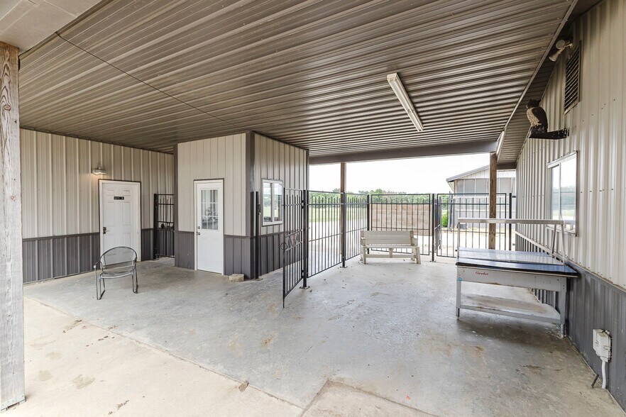 More Photos Of 1663 Georgia Rd, Humboldt Specialty For Sale