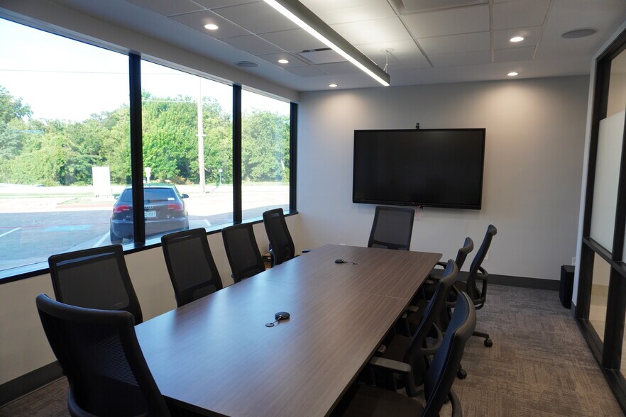 More Photos Of 3920 Alma Dr, Plano Coworking Space