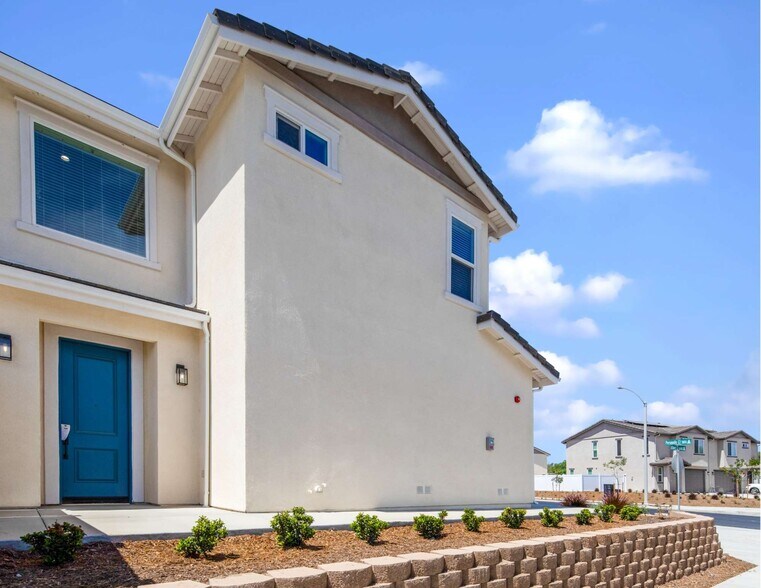 More Photos Of 5824 Persepolis Ct, Riverside Multifamily For Sale