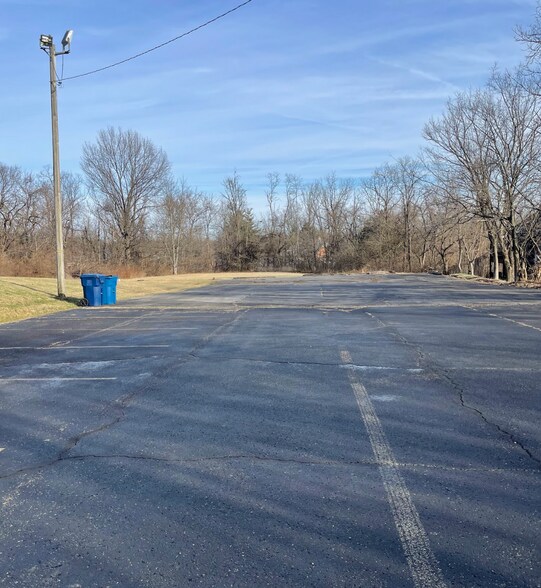 More Photos Of 14001 Shelbyville Rd, Louisville Specialty For Sale