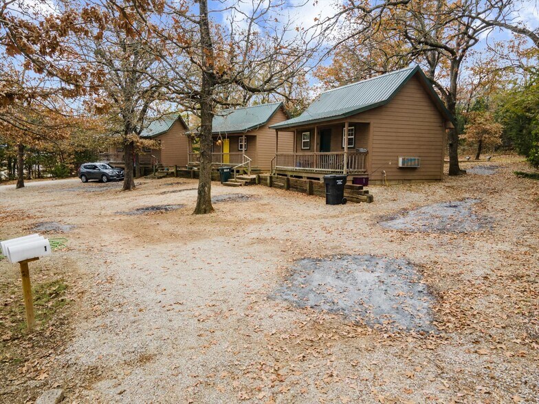 More Photos Of 2131 Sioux Dr, Sulphur Multifamily For Sale