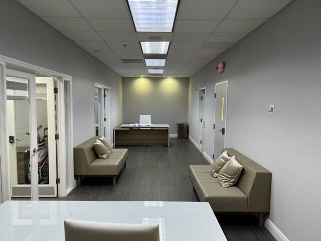 More Photos Of 7866 NW 46th St, Doral Distribution For Lease