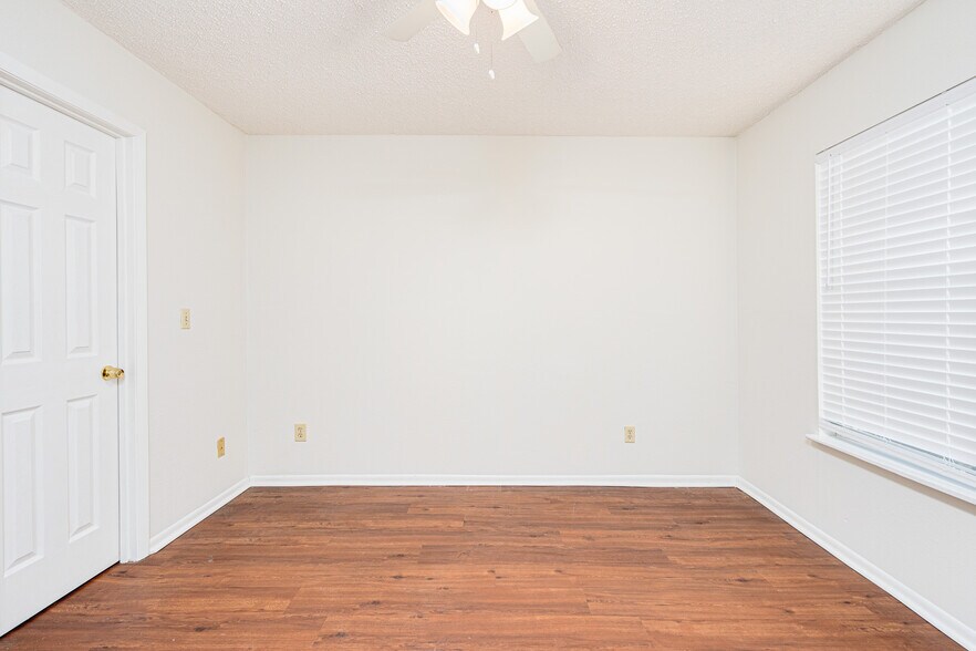 More Photos Of , South Daytona Multifamily For Sale