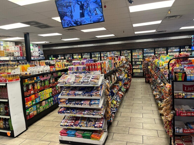 More Photos Of , Saint Louis General Retail For Sale