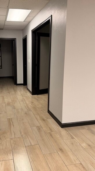 More Photos Of 2101 N Country Club Rd, Tucson Office For Lease