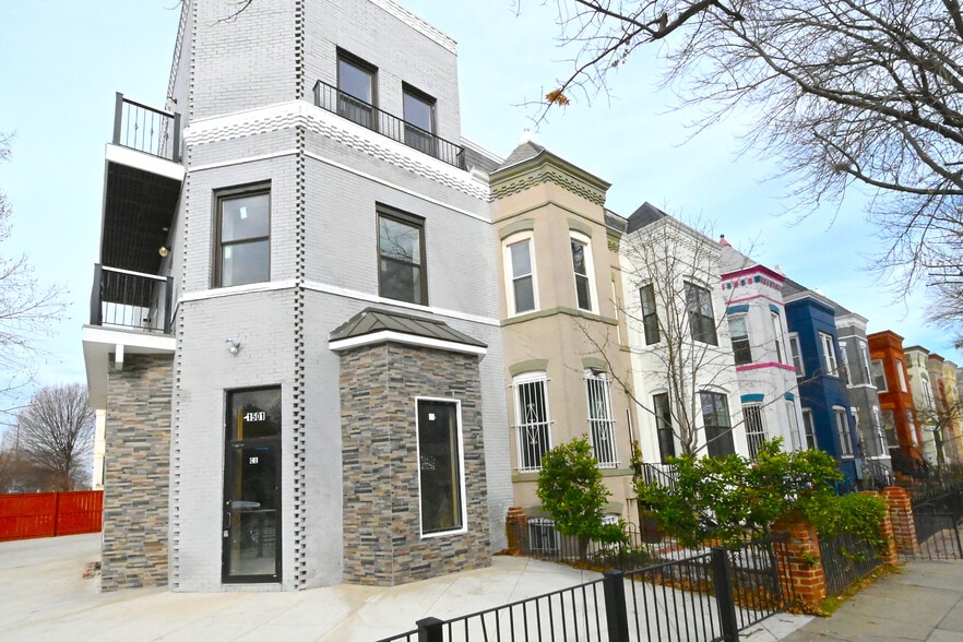More Photos Of 1501 1st St NW, Washington Storefront Retail Residential For Lease