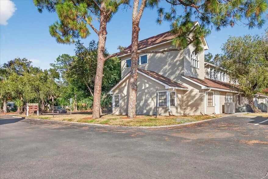 More Photos Of 10225 Ulmerton Rd, Largo Medical For Sale
