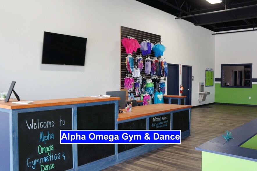 More Photos Of 11710 Broadway St, Pearland Unknown For Lease