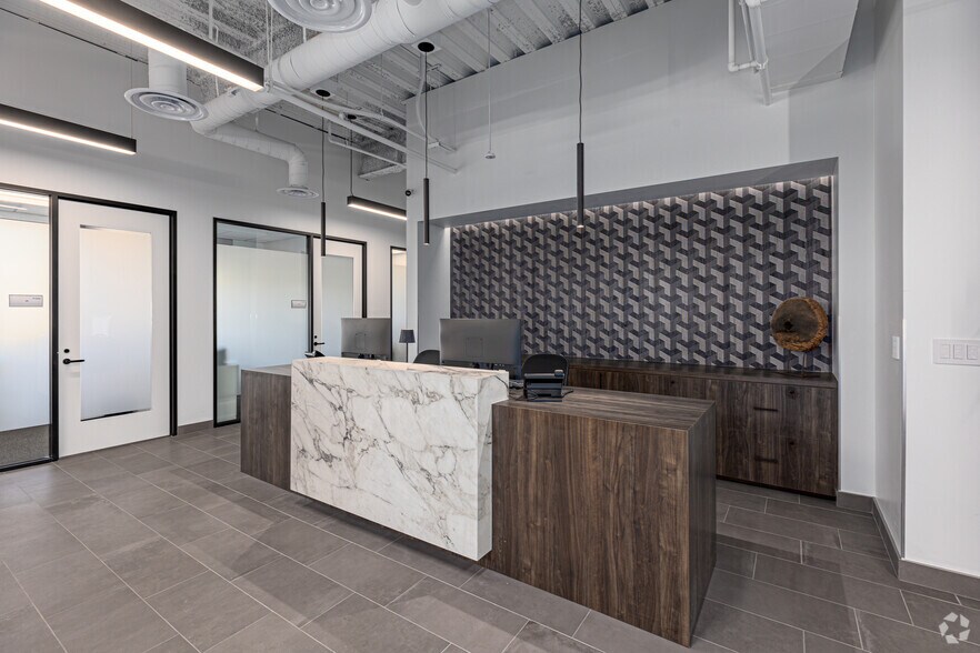 More Photos Of 12544 High Bluff Dr, San Diego Coworking Space