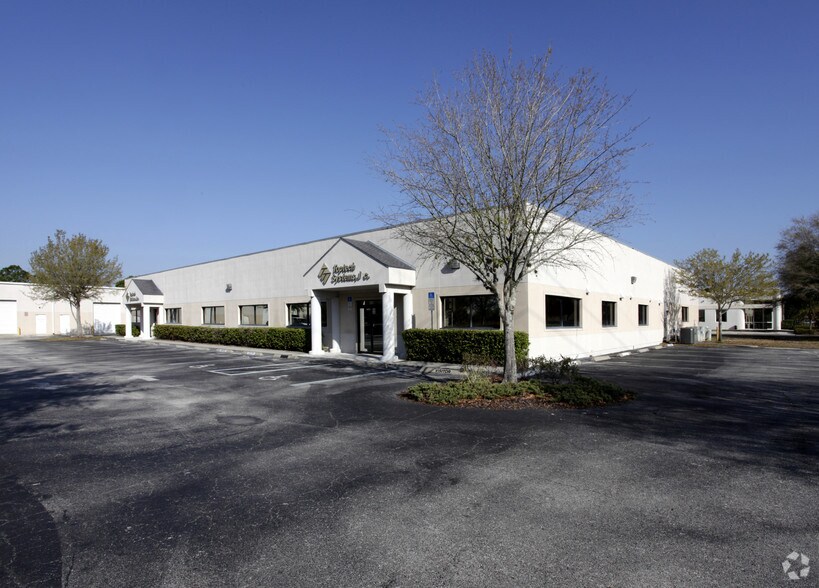 More Photos Of 260 Hunt Park Cv, Longwood Light Manufacturing For Lease