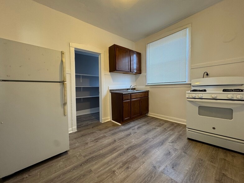 More Photos Of 7203 S King Dr, Chicago Apartments For Sale