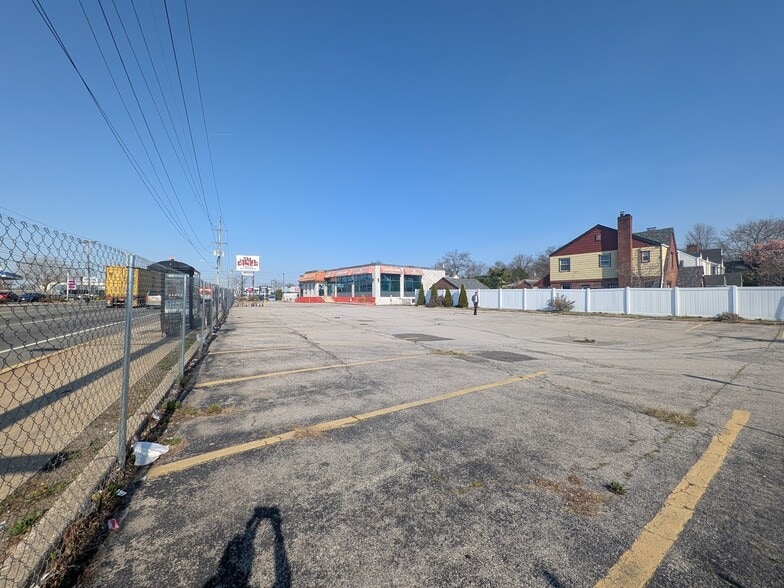 More Photos Of 564 Hempstead Tpke, West Hempstead Restaurant For Sale