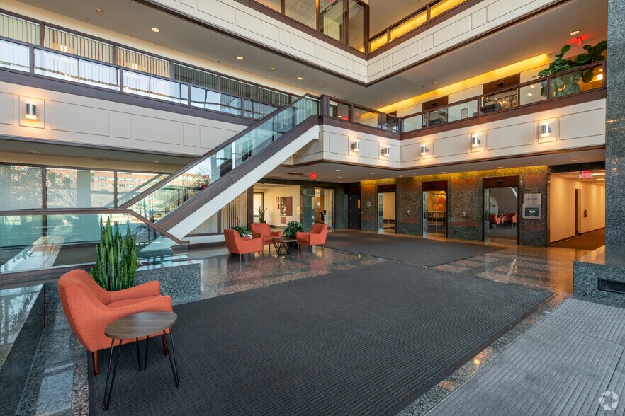 More Photos Of 400 Crown Colony Dr, Quincy Office For Lease