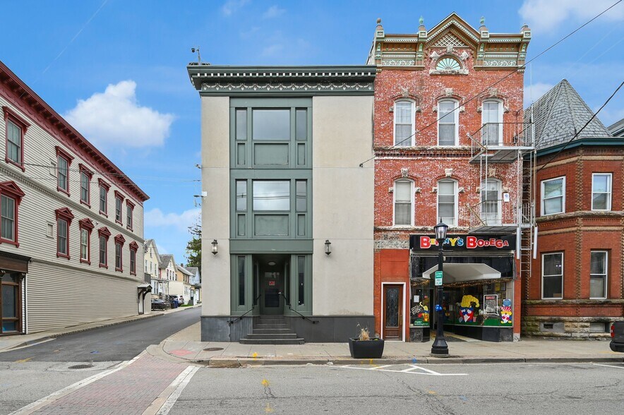 More Photos Of 170-172 Spring St, Newton Office Residential For Sale