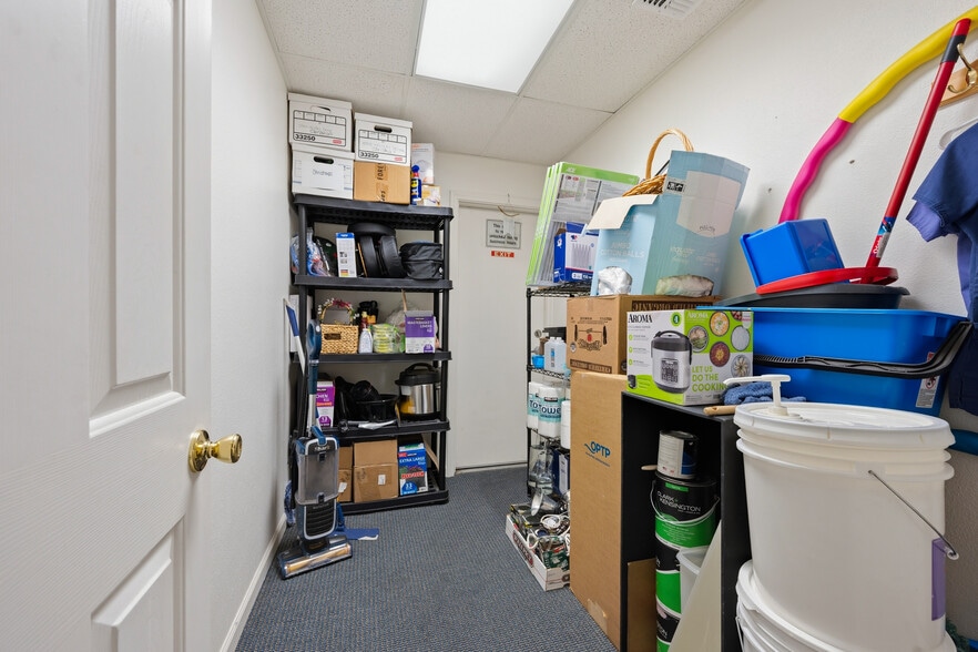 More Photos Of 1097 E Main St, Grass Valley Office For Sale