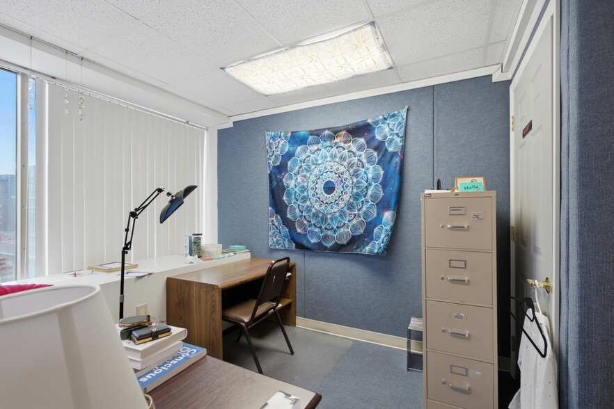More Photos Of 201 New Bridge St, Jacksonville Office Residential For Sale