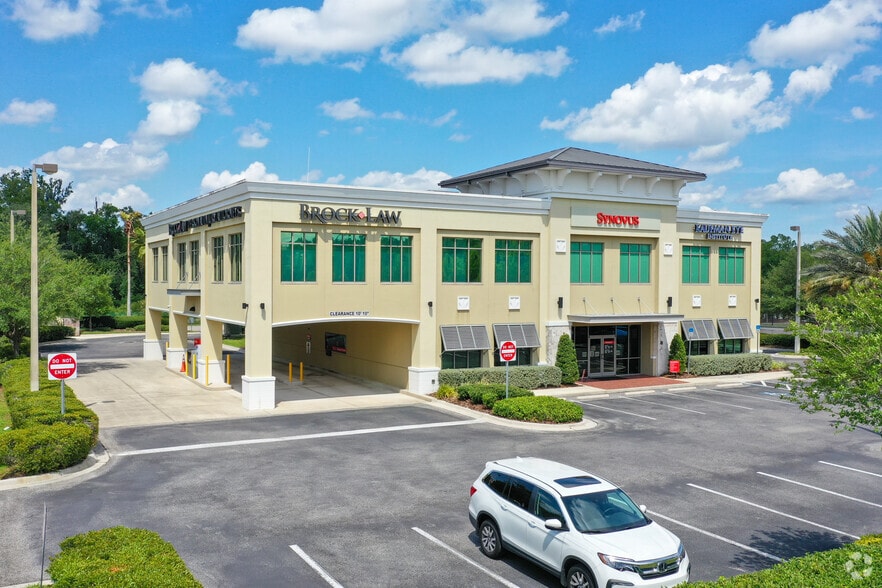 More Photos Of 2145 Cypress Ridge Blvd, Wesley Chapel Office For Lease