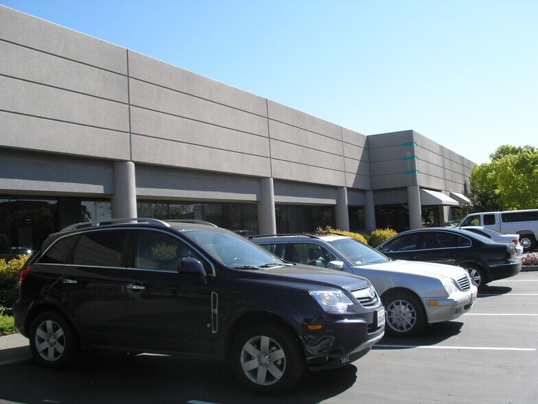 More Photos Of 5550 Skylane Blvd, Santa Rosa Office For Lease