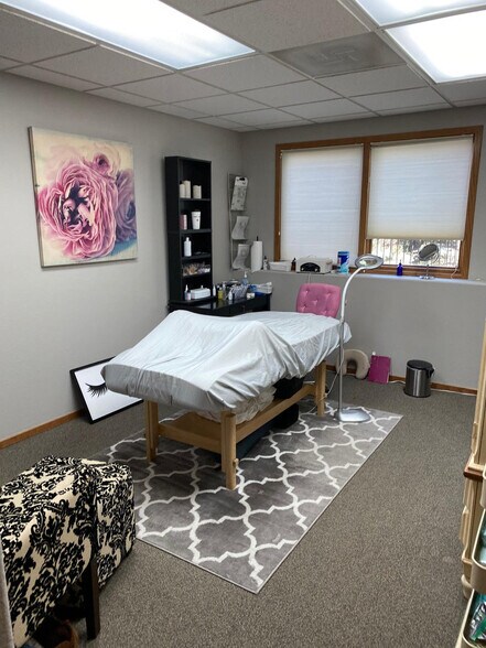 More Photos Of 3225 Templeton Gap Rd, Colorado Springs Office For Lease