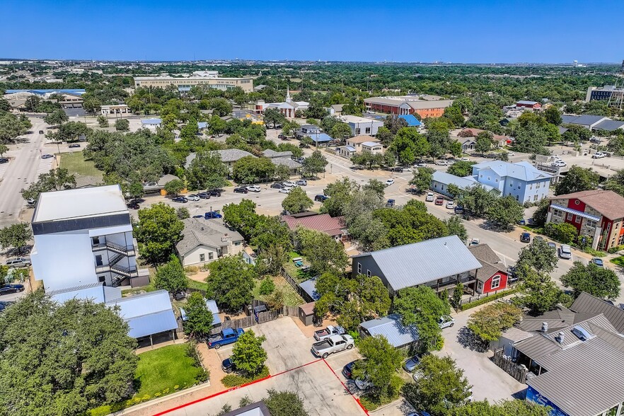 More Photos Of 405 W Main St, Round Rock Daycare Center For Lease