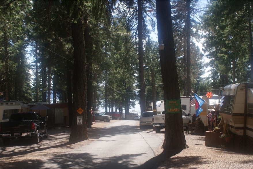 More Photos Of 7371 State Highway 147, Lake Almanor Trailer Camper Park For Sale