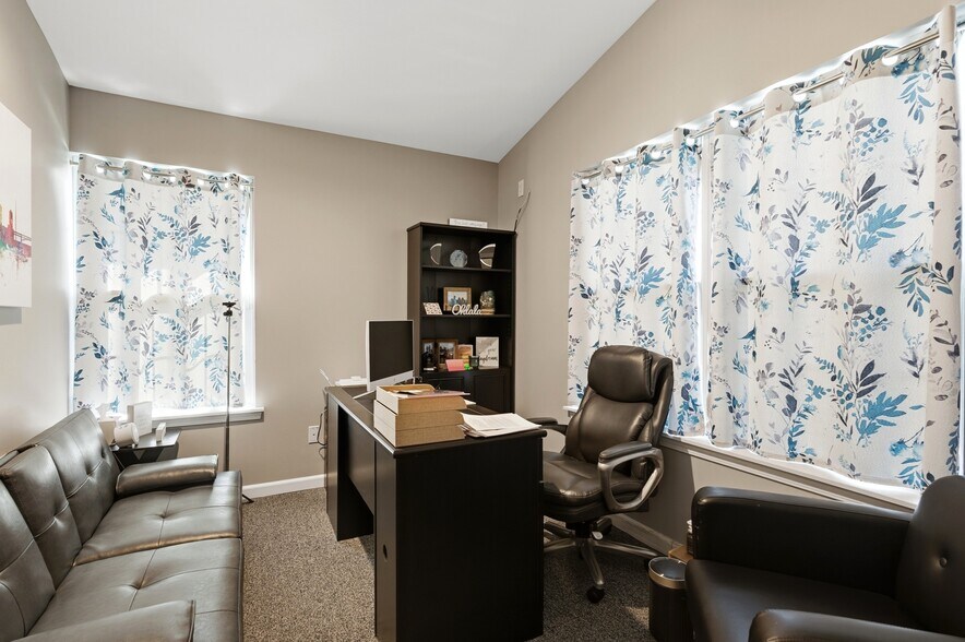 More Photos Of 3601 Commerce Dr, Arnold Office For Sale