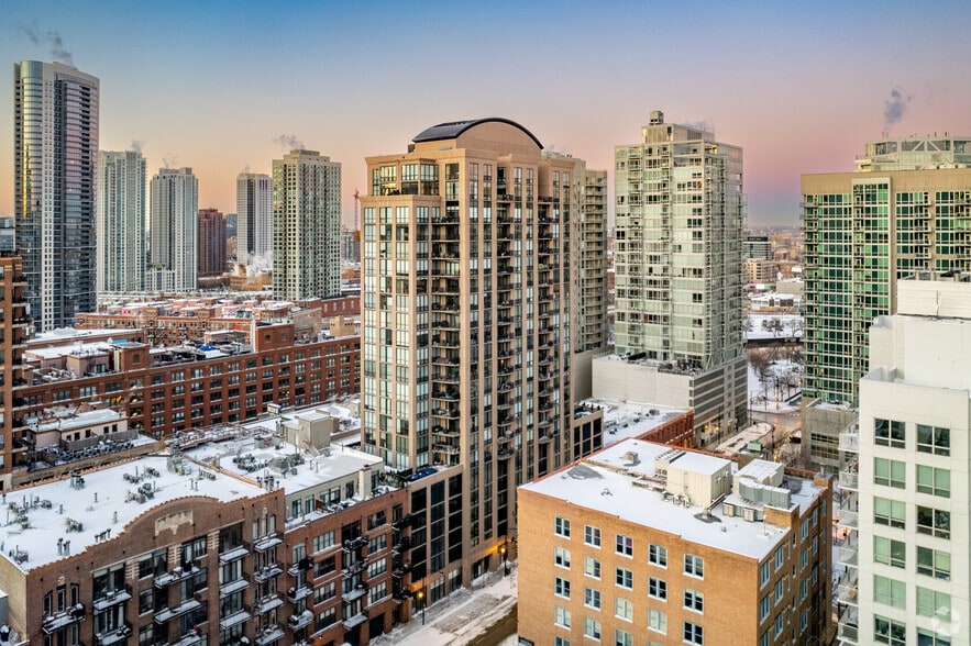 More Photos Of 435 W Erie St, Chicago Apartments For Sale