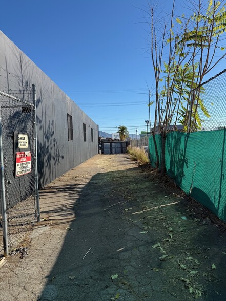 More Photos Of 6917-6919 Lankershim Blvd, North Hollywood Convenience Store For Lease