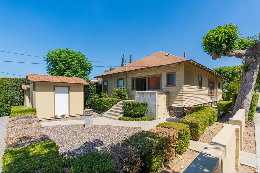 More Photos Of 146 E Walnut Ave, Monrovia Medical For Sale