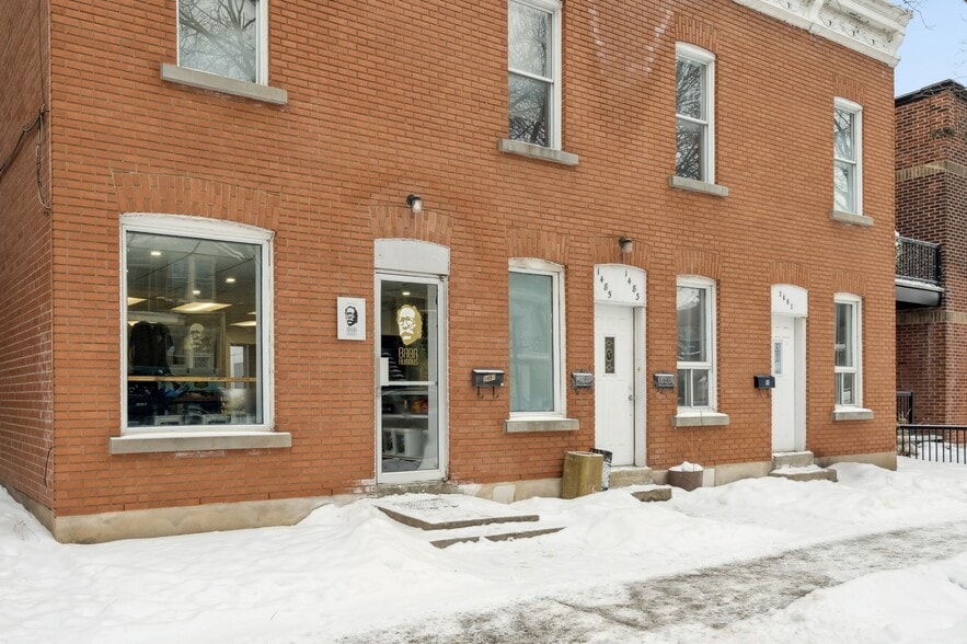 Primary Photo Of 1487 Rue Le Caron, Montréal Storefront For Sale