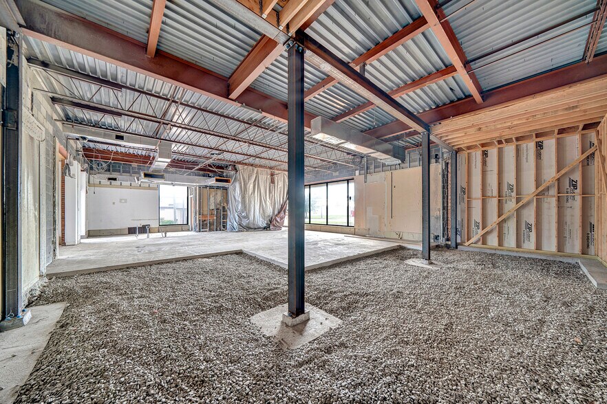 More Photos Of 40 Scotch Rd, Ewing Township Bank For Sale