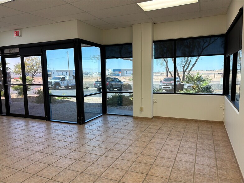 More Photos Of 3673 S Bullard Ave, Goodyear Warehouse For Lease