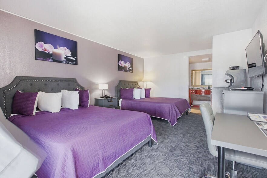 More Photos Of 1175 N Watson Rd, Arlington Hotel For Sale