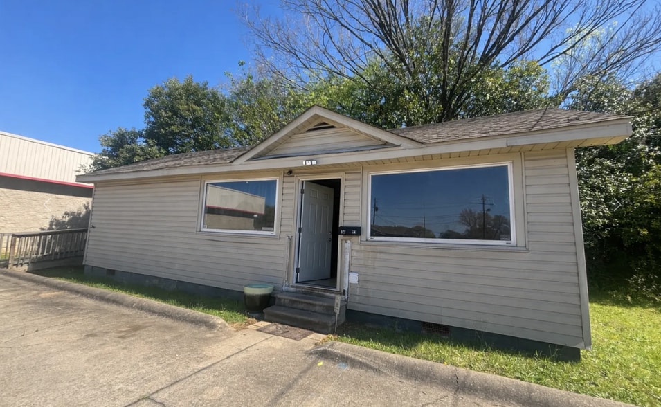 Primary Photo Of 3603 Victory Dr, Columbus Office For Lease