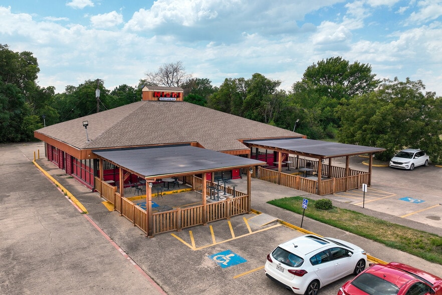 Primary Photo Of 4913 Ohio Garden Rd, River Oaks Restaurant For Sale