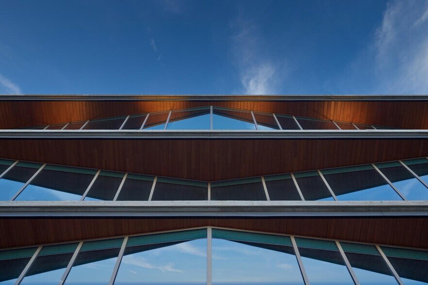 More Photos Of 4301 Bull Creek Rd, Austin Office For Lease