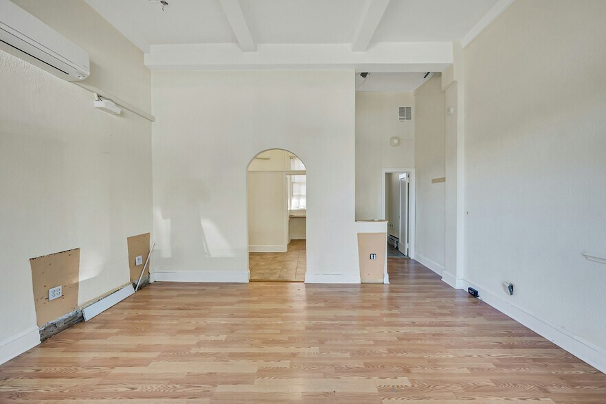 More Photos Of 30 Garth Rd, Scarsdale Office For Lease