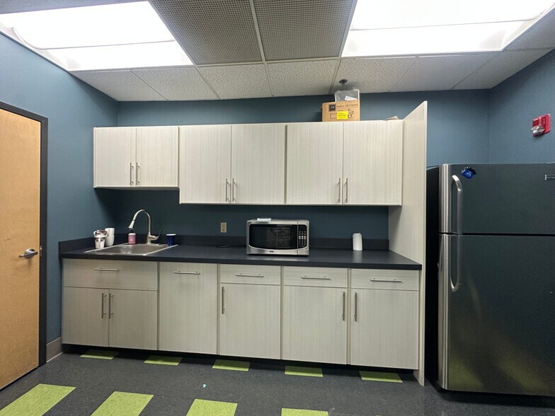 More Photos Of 215 W Church Rd, King Of Prussia Office For Lease