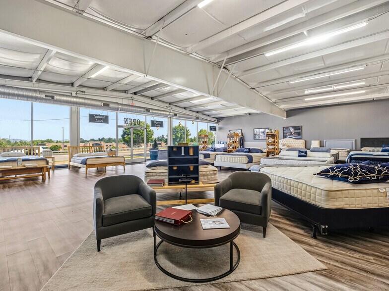 More Photos Of 71 Airport Rd, Arden Freestanding For Sale