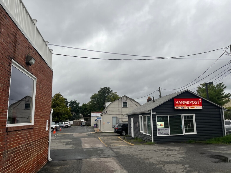 More Photos Of 7229 Little River Tpke, Annandale Storefront Retail Office For Sale