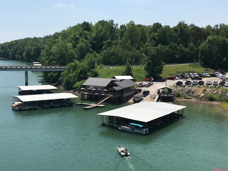 Primary Photo Of 1967 Rock Island Rd, Rock Island Marina For Sale