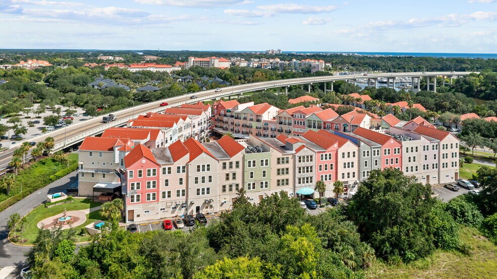 More Photos Of 101 Palm Harbor Pky, Palm Coast Apartments For Sale