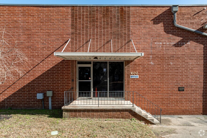 More Photos Of 400 Grant Cir SE, Atlanta Light Manufacturing For Lease