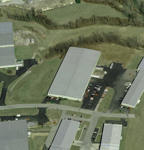 More Photos Of 5 Trautman Industrial Ct, Sainte Genevieve Warehouse For Sale