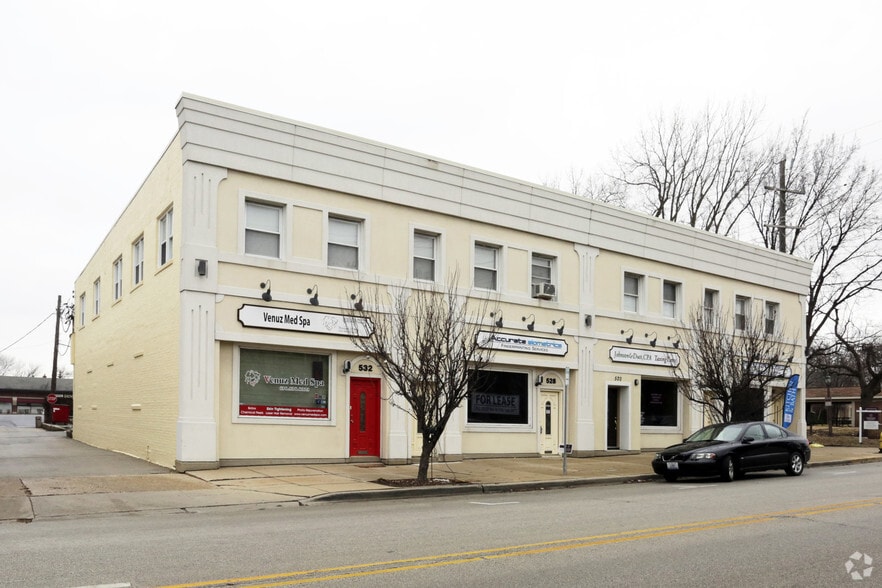 More Photos Of 520-532 S York St, Elmhurst Office Residential For Lease